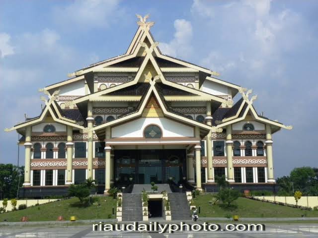 Menikmati Keindahan Lapangan Purna Mtq Pekanbaru